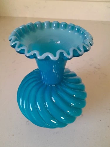 VTG Fenton Turquoise Teal Ruffle Scalloped Edge White Cased Art Glass Melon Vase