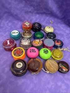 Lot Of 20 Various Yo-Yos. Some Wood, Some Plastic. Some Have String, Some Do Not