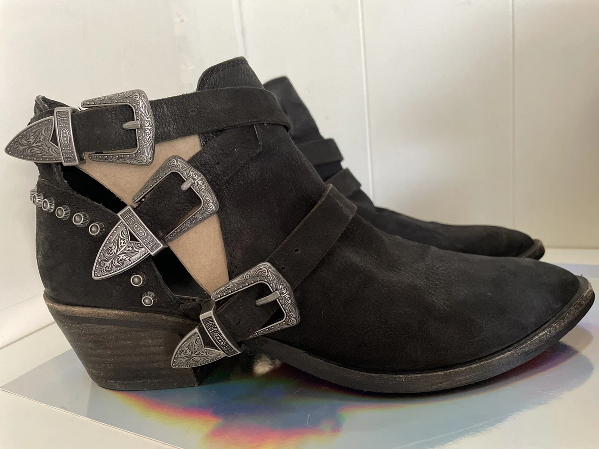Dolce Vita Spur Cutout Studded Nubuck Black Leather Ankle Booties