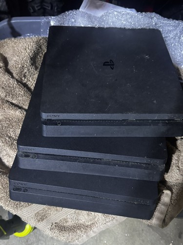 LOT OF 4 SONY PLAYSTATION 4 PS4 1TB 500 CONSOLES *AS IS - Slim. Disc Problems