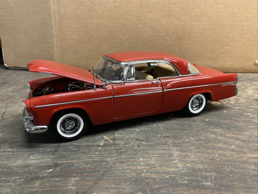 1:24 1956 Chrysler 300B in Regimental Red by Danbury Mint