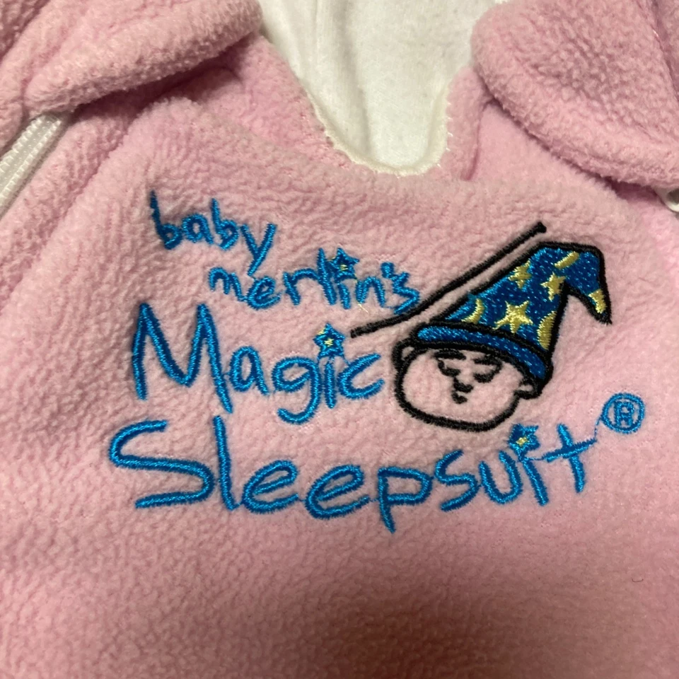Pijama Baby Merlin's Magic grande 6-9 meses 18-21 libras rosa Foto 3 de 4