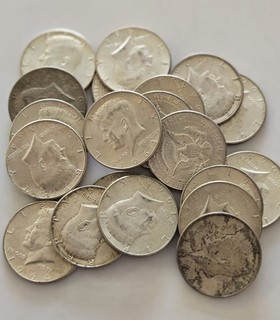 ALL 90% US SILVER Pre 1964 Half Dollars KENNEDY HALVES Lot of 20 Face V $10.00