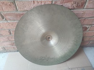 Zildjian 20” 70's Hollow Logo 2519g Ride Cymbal NICE!