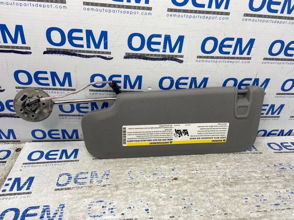 Chevrolet Malibu 2021 21 pasajero/parasol derecho parasol gris OEM Foto 3 de 4