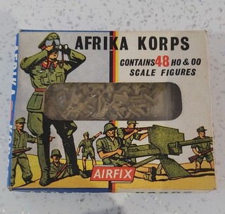 Vintage Airfix 1/72 OO HO Africa Korps set of 87 figures 1963 FIRST issue