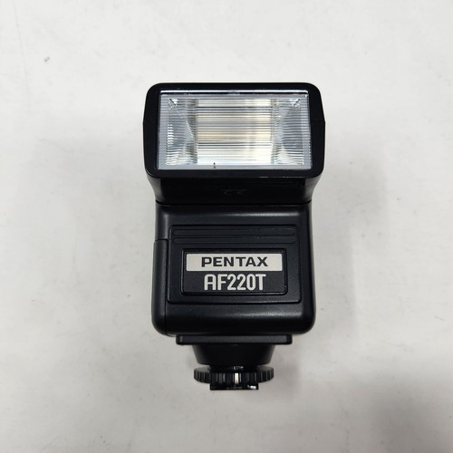 Pentax AF220T Shoe Mount Style Flash For Pentax Tested working Great condition