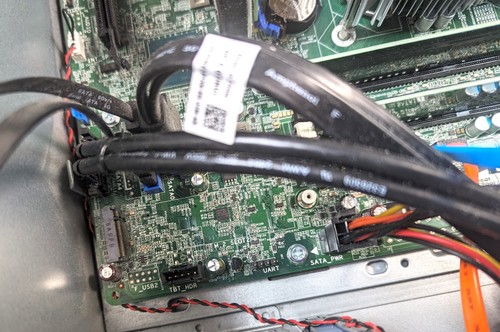 Dell Precision 3620 Xeon E3-1220 v5 3 Ghz 16 GB DDR4 512 GB SSD Quadro K620 M.2 - Picture 4 of 4