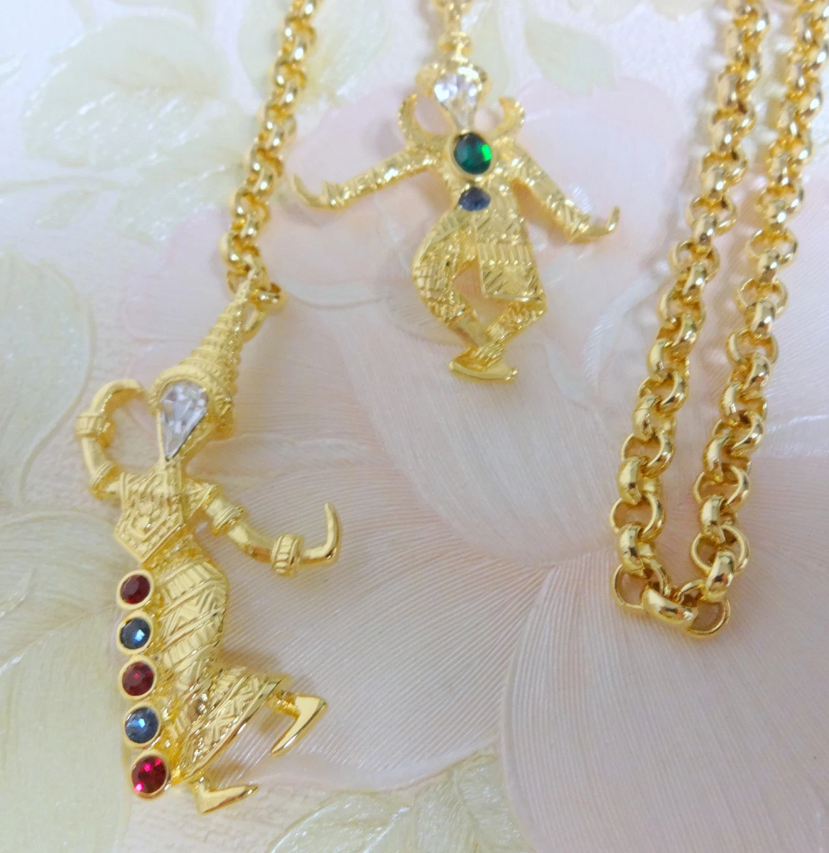La pagoda deals jewelry