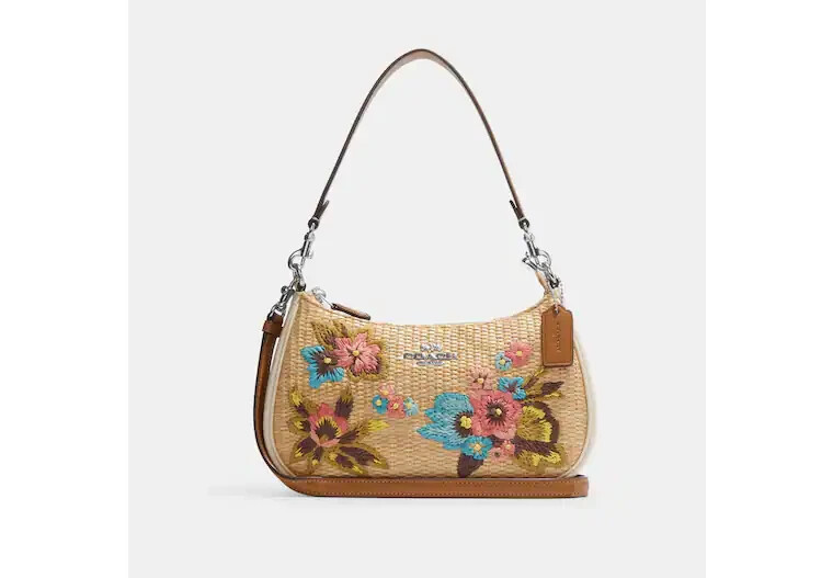 日本未入荷 Coach Teri Shoulder Bag フルーツ柄 NWT Coach Teri Shoulder Bag With Banana/Blueberry/Cherry