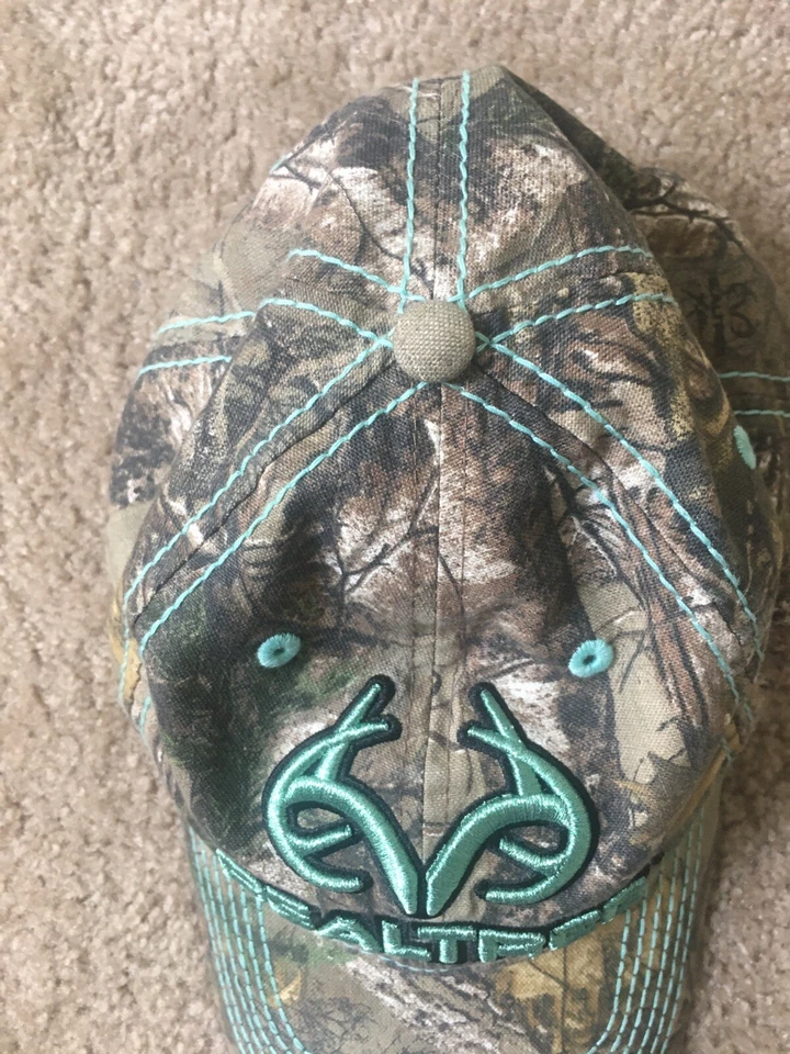 Realtree Men's Adjustable Strapback Cap Hat Green Camouflage - Image 2 of 4