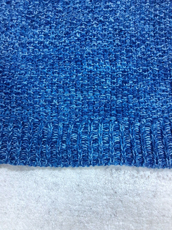 Suéter de punto de manga larga para mujer Leo & Nicole, azul jaspeado, mediano Foto 3 de 4