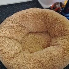 Runde Hundehöhle aus Plüsch, Beige, flausch...