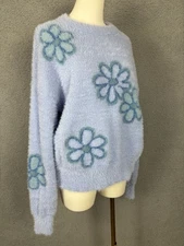 Hooked up by Iot Women's Juniors' Eyelash Fuzzy Floral Sweater Medium Blue NWT's