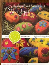 BEAUTIFUL PRIMITIVE  WOOL APPLIQUE EMBROIDERY EGGS PATTERN EWE NIVERSITY