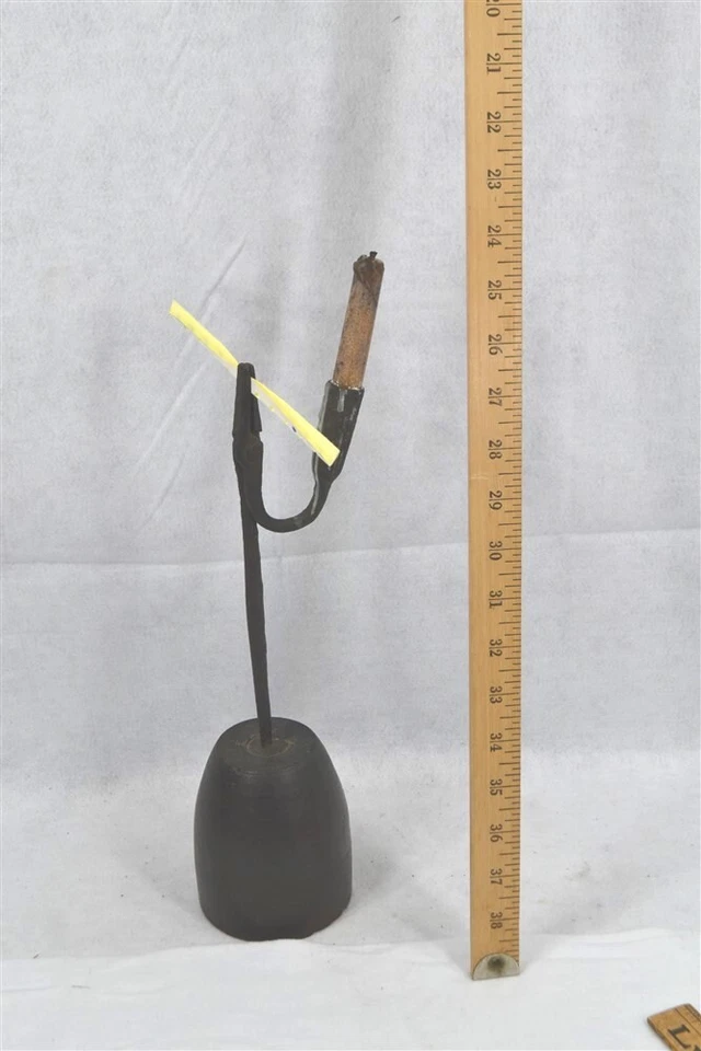 antiguo candelabro rushlight forjado 13 pulgadas con vela siglo XVIII original 1750 Foto 2 de 4