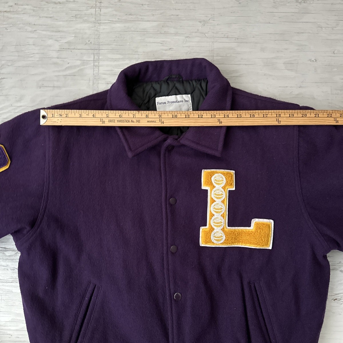 s-l1200.jpg s-l1200.jpg