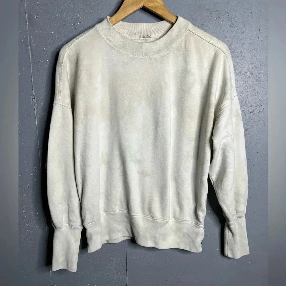 Abercrombie Crew Neck - image 1