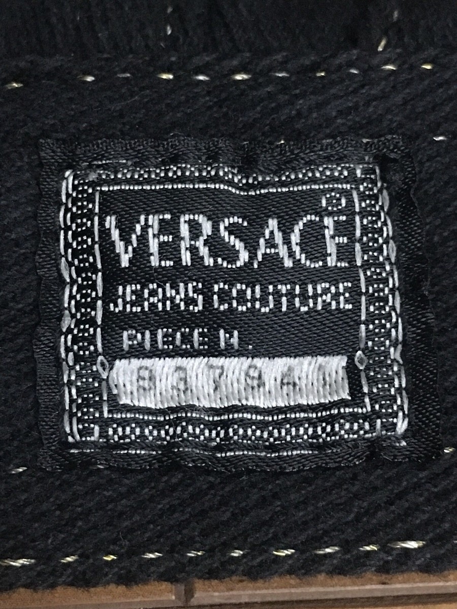 ノリノリ VERSACE JEANS COUTURE美品 未使用 タグ付き Denim jacket with white print brand VERSACE JEANS COUTURE