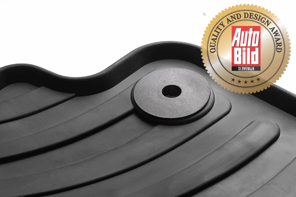 Alfombrillas de goma para coche Suzuki Swift 2017-2024 forros resistentes para todo tipo de clima Foto 3 de 4