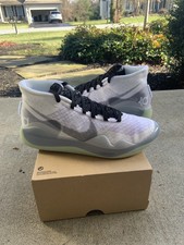 kd 12 tb white