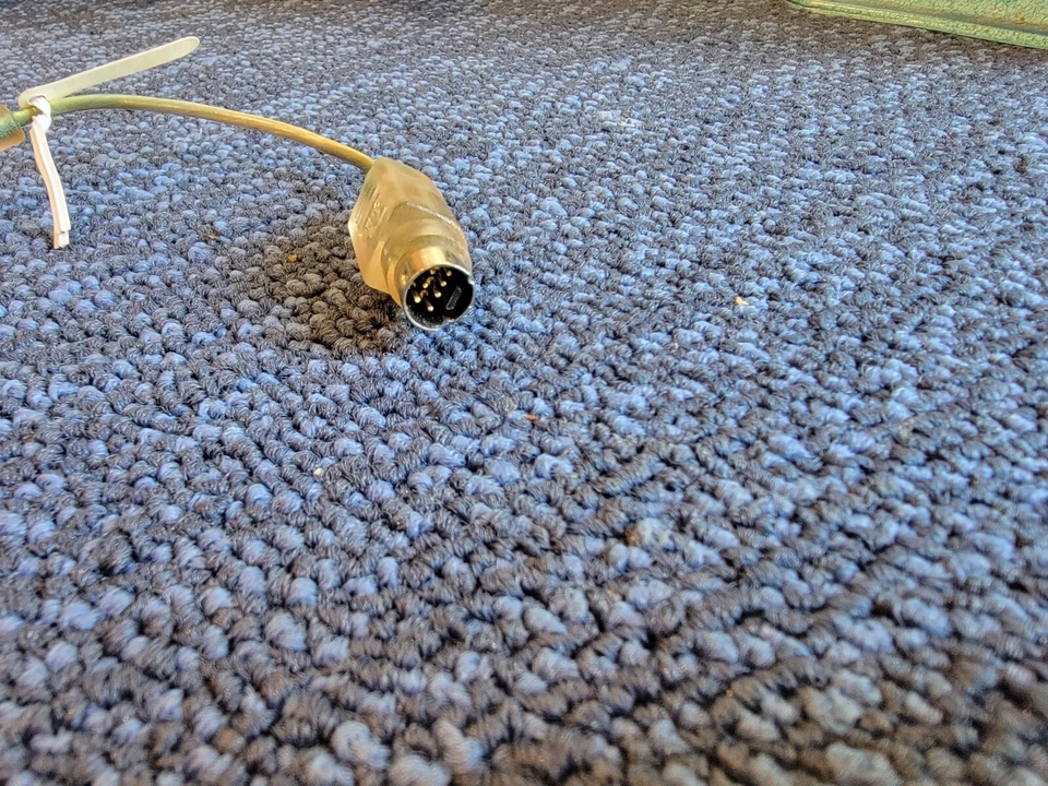 Apple Mac Video Adapter S Video to Composite RCA 590 1121 TV Out - Image 2 of 4