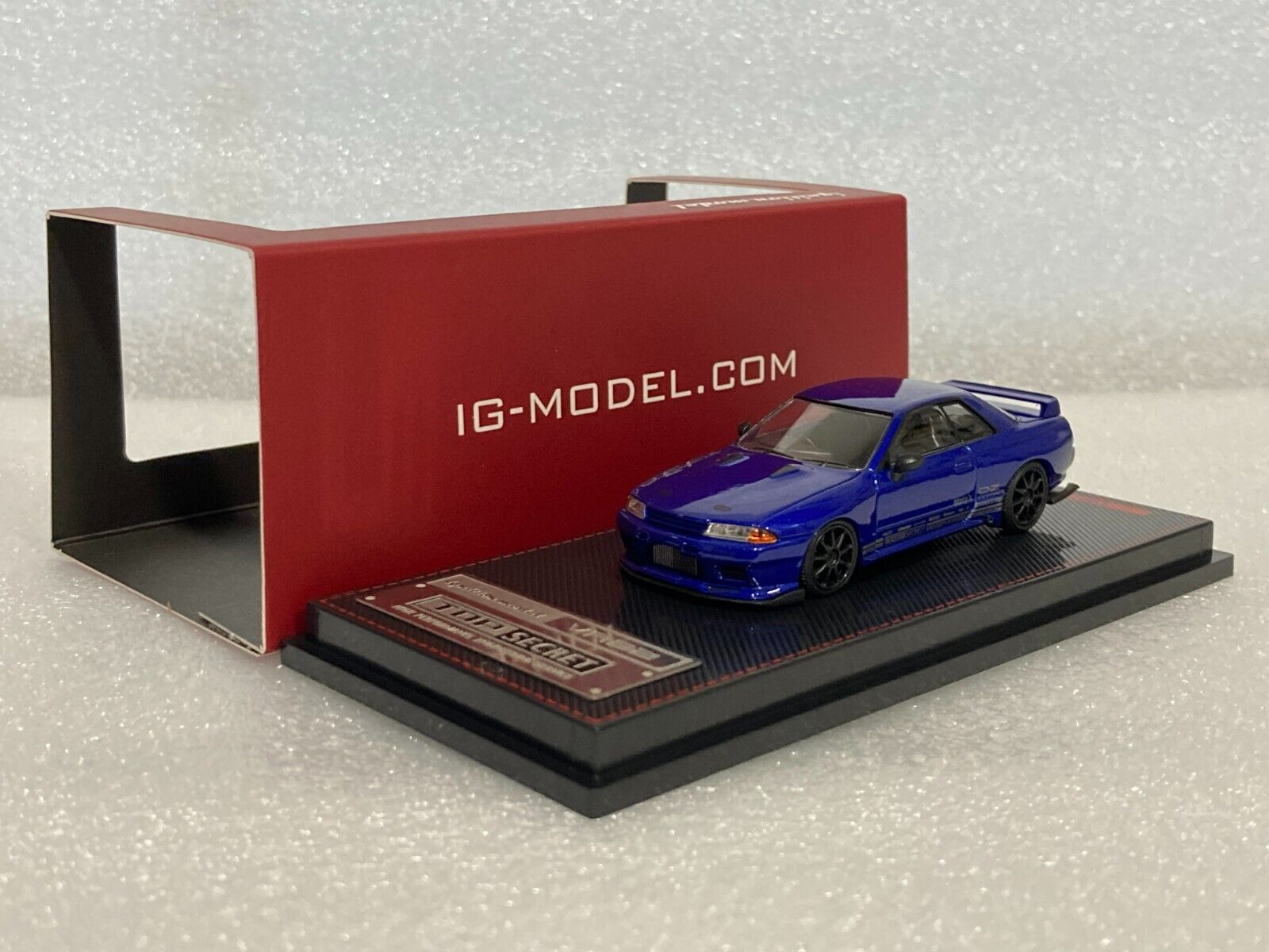 Ignition Model 1/64 IG2390 TOP SECRET Nissan Skyline GT-R (VR32