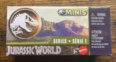Jurassic World Minis Dinosaur Code 2593SD05G  Majungasaurus and Kentrosaurus