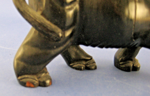 Par de estatuillas de elefante de madera tallada colmillos pintados 1936 antigua China COMO ESTÁ - Imagen 6 de 7