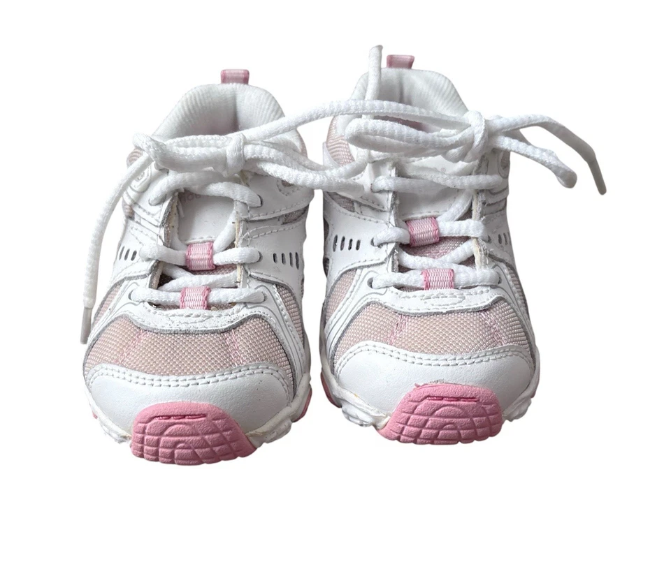 Zapatillas deportivas STRIDE RITE para niñas pequeñas talla 6,5 W parte superior baja rosa blanco zapatos Foto 4 de 4