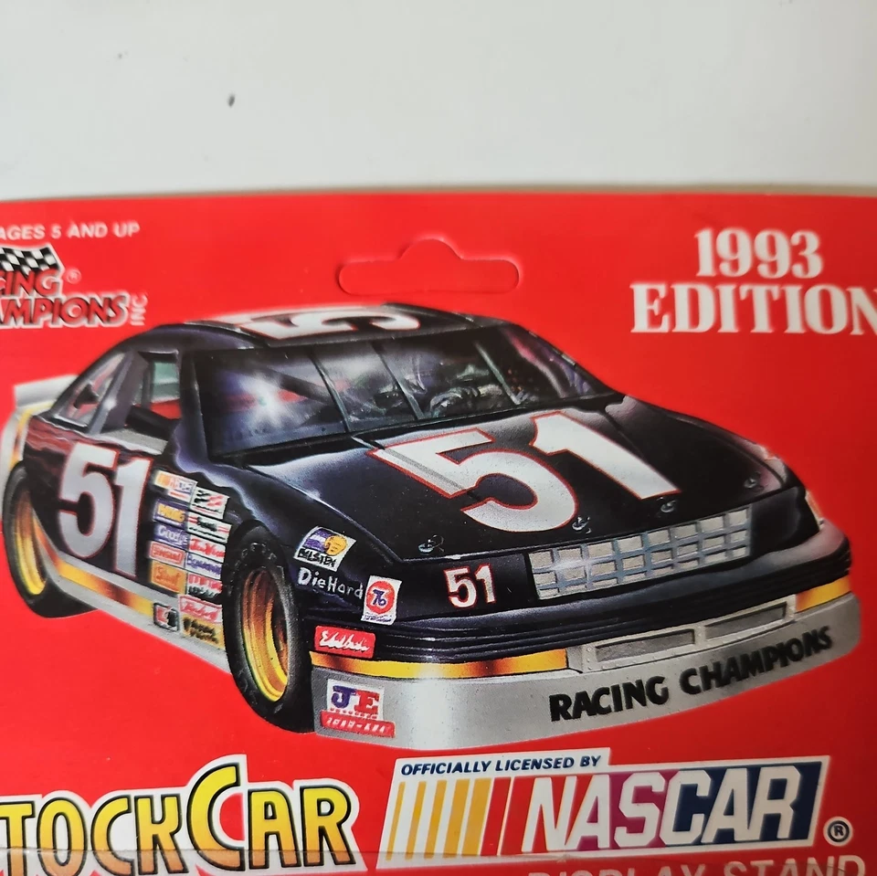 赛车冠军 1993 年版 1/64 #28 Davey Allison Nascar 现货车 — 第 2/4 张图片
