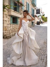 Elegant Strapless Wedding Dress with Detachable Mermaid Floor-length Bridal Gown