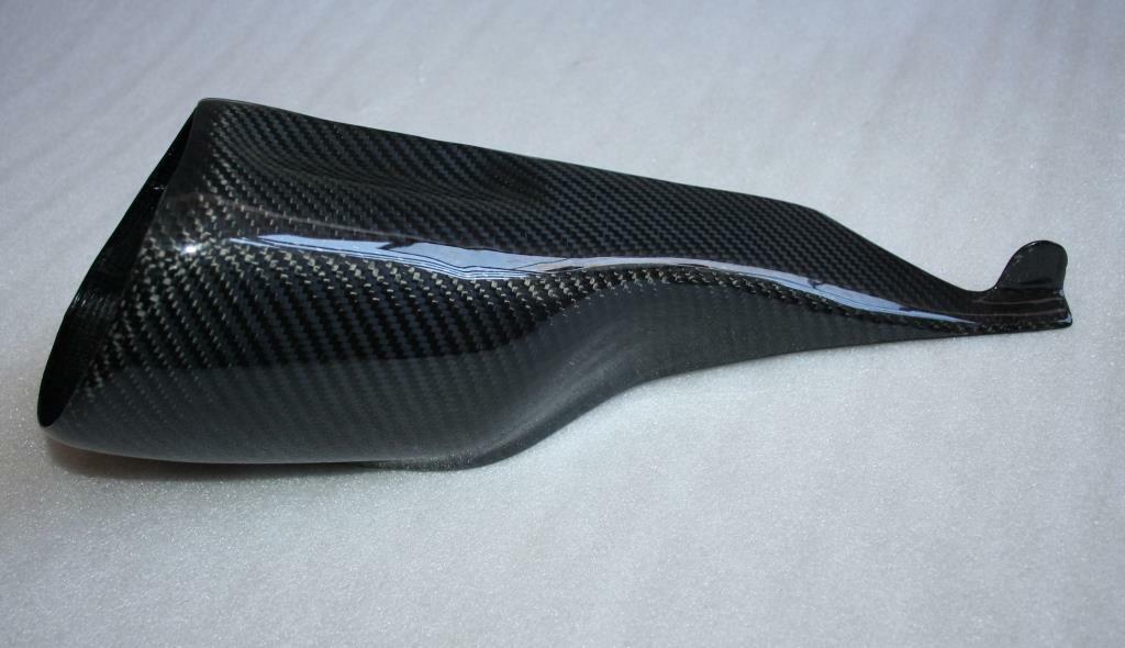 Écope droite carbone Buell XB9S XB12S idéale pour vos sorties dynamiques