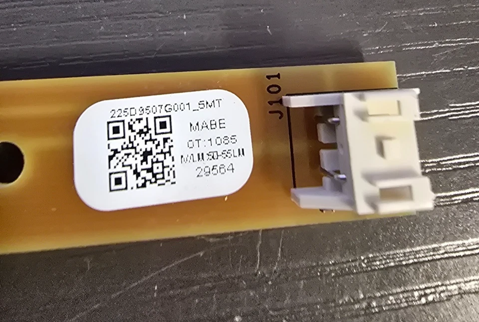 GE Refrigerator LED Light Board WR55X26671-225D9507G001 ! FREE SHIPPING ! A14 - Image 3 of 3