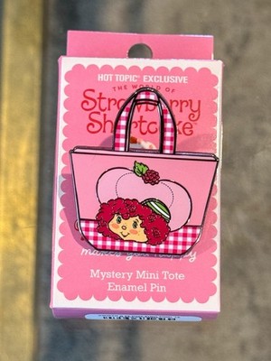 Strawberry Shortcake Tote Blind Box - Raspberry Tart Pin - NEW