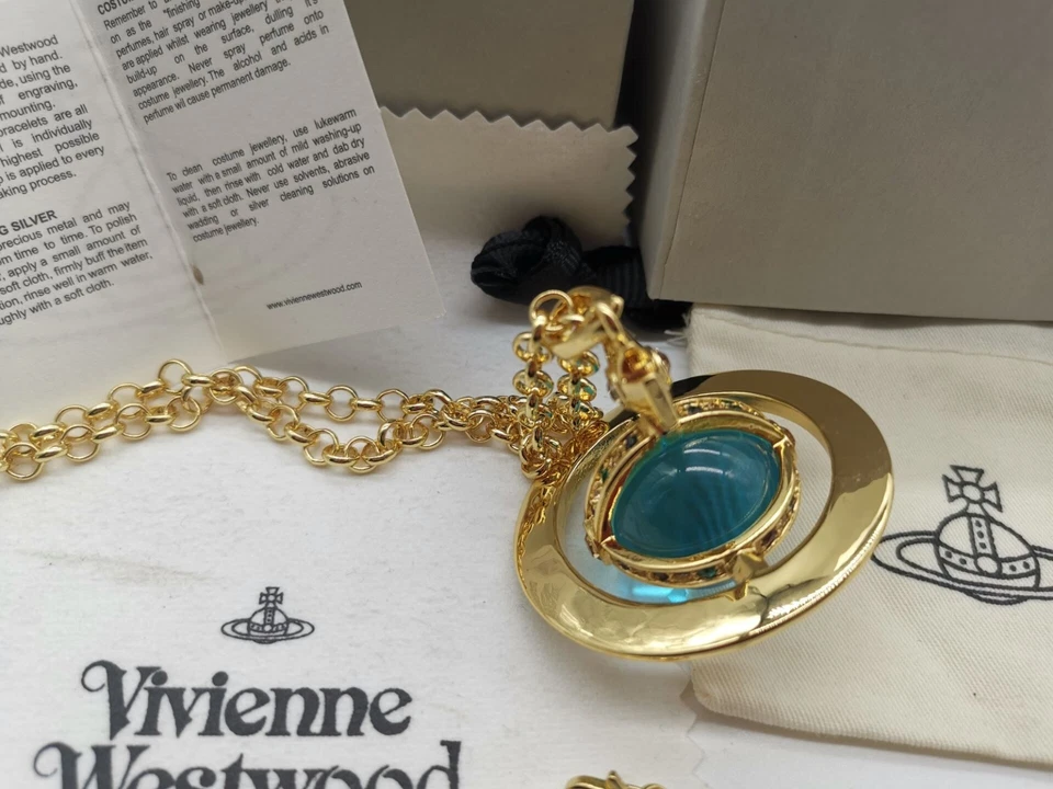 Vivienne Westwood Small Orb Green Gold Necklace P516987 - Image 4 of 4