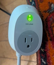 TP-Link HS100 Wi-Fi Smart Plug Kasa, Alexa, Google - Open Box