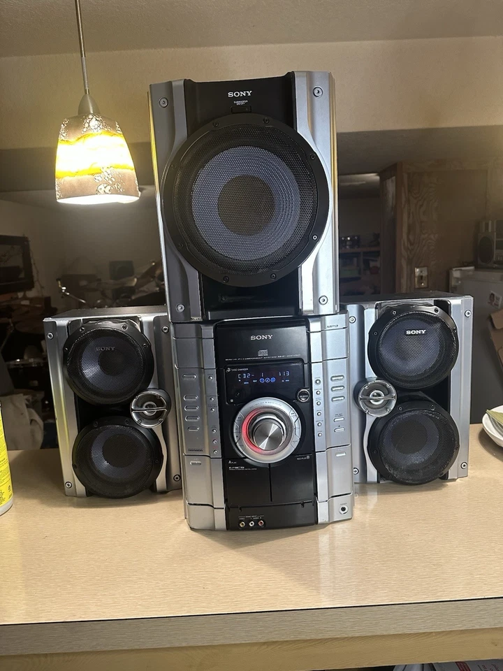 Sistema estéreo Sony MHC-GX450 🎶 3 CD, doble cinta, mini componente Hi-Fi Foto 3 de 4