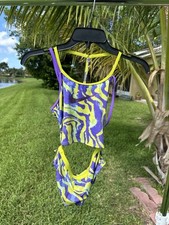 Size Medium Nike T-Crossback Midkini Girls Swimsuit Set Watercolor NESSD729