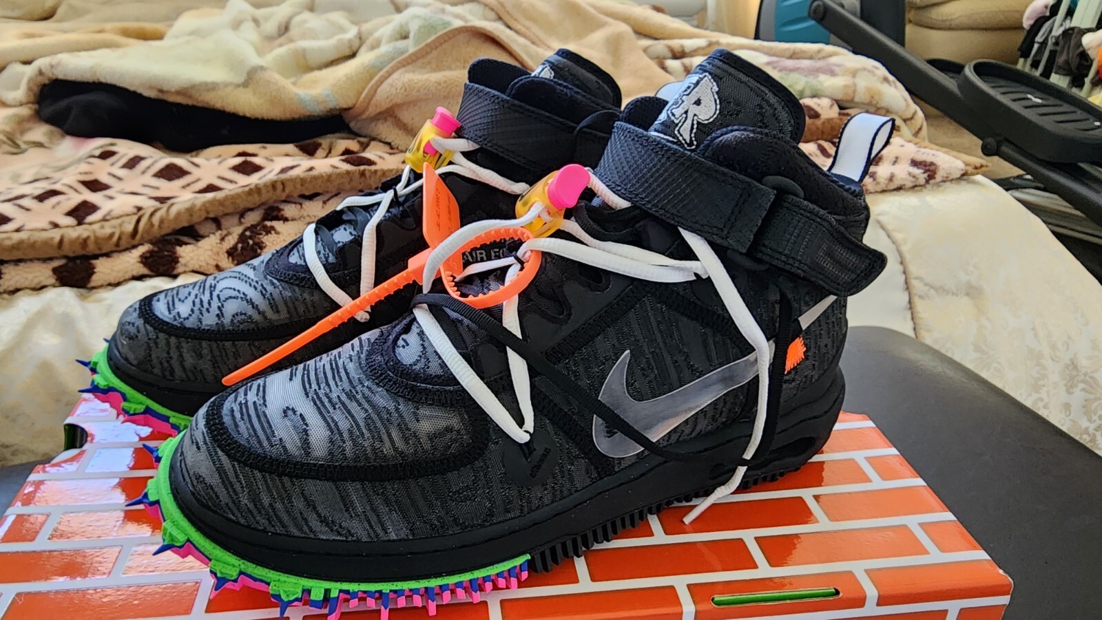 OFF WHITE X NIKE NIKE x OFF BIANCO Air Force 1 MID SP NERO TAGLIA 10