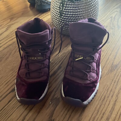 jordan retro 11 burgundy