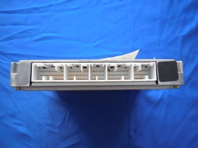 Engine ECM Electronic Control Module Center Dash 2WD Fits 03 TUNDRA