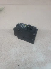 New! Square D HOMT2020 Tandem Circuit Breaker 20/20 Amp 1 Pole 120/240V