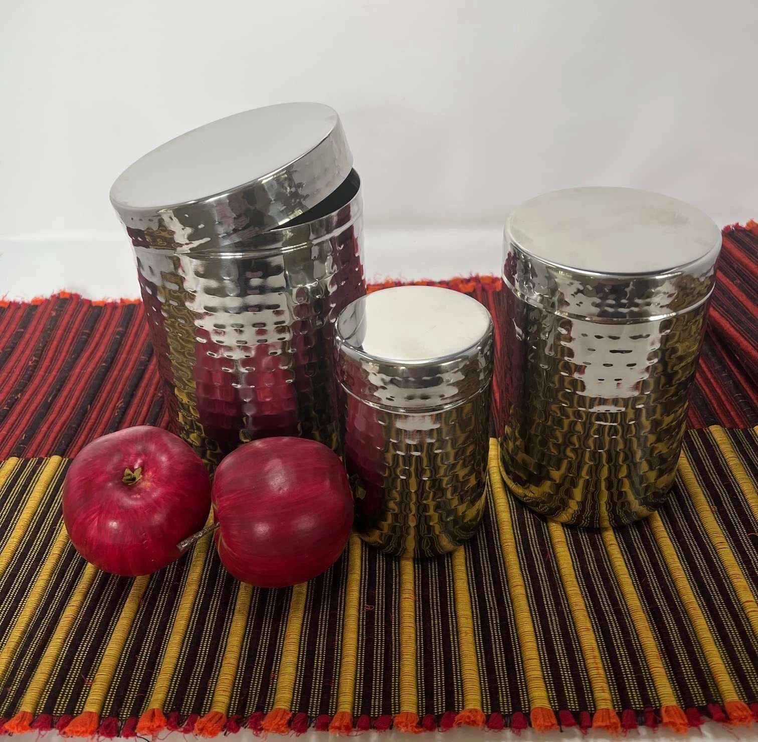 Old Dutch International Hammered Canister - Thumbnail 3