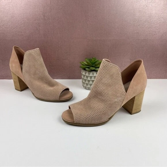 Cole haan deals chunky heel