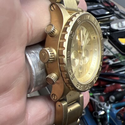 Nixon Minimize Men's Gold The 42-20 Chrono Watch 200M Japan Nixon Minimize Men's Gold The 42-20 Chrono Watch 200M Japan