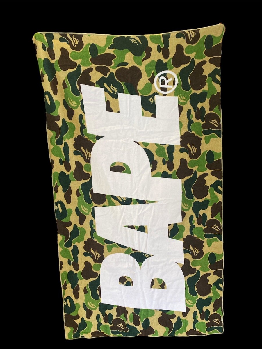 1107) A Bathing Ape ABC CAMO GREEN BAPE STA BEACH TOWEL 1F20182060