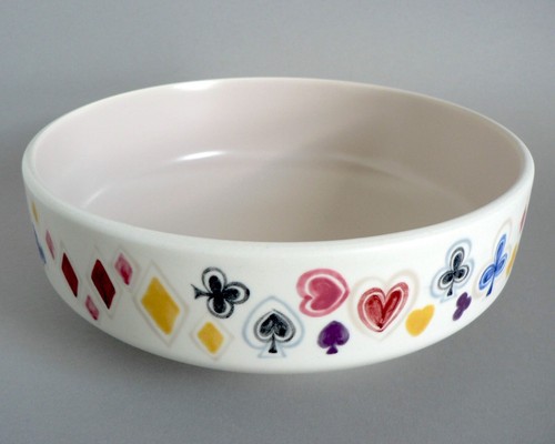 POOLE POTTERY 9" FOOTED BOWL JOHN WADDINGTON PLAYING CARDS SUITS BRIDGE POKER A1 - Picture 2 of 8