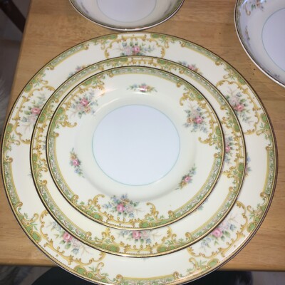 Noritake Joliet Service For 8 + Platters, Vegetable & Sugar Bowl W