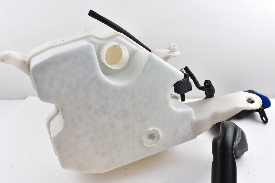 OEM 2007-16 Volvo S80 V70 XC70 Windshield Washer Fluid Reservoir Tank ...